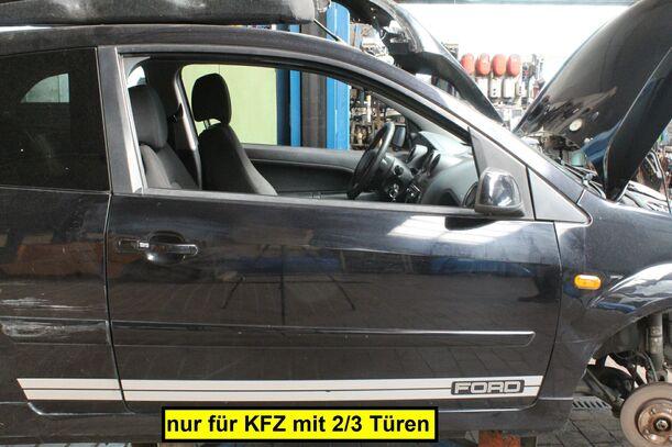Foto: TÜR VORN RECHTS ( 3-TÜRER ) eines Ford Fiesta 1.4 Edition
