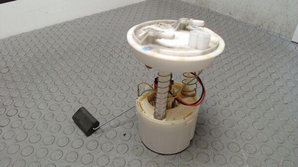 Foto: KRAFTSTOFFPUMPE eines Ford Fiesta 1.4 Xi