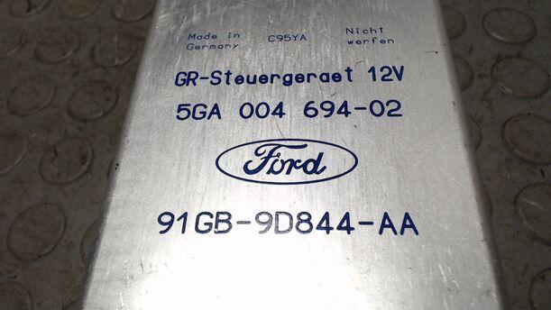 Foto: STEUERGERÄT TEMPOMAT eines Ford Scorpio GL