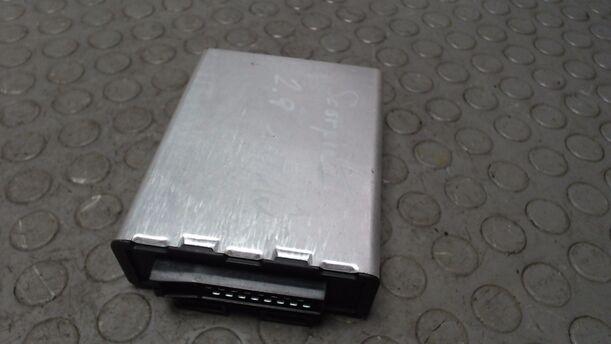 Foto: STEUERGERÄT TEMPOMAT eines Ford Scorpio GL