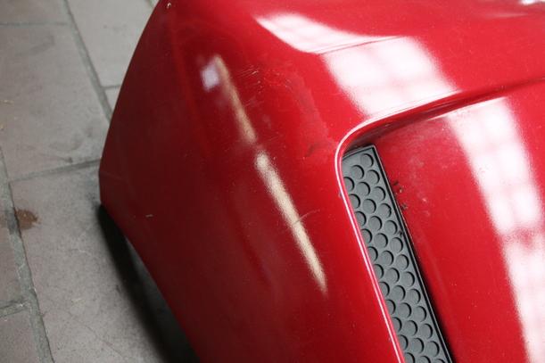 Foto: STOSSSTANGE / STOSSFÄNGER VORN eines Daihatsu Cuore 1.0 Automatik GTI