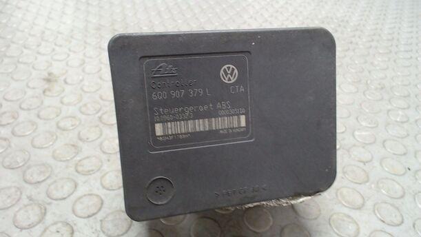 Foto: HAUPTBREMSAGGREGAT ABS eines VW Polo 1.4 SX