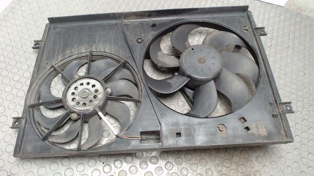 Foto: ELEKTROLÜFTER eines VW Polo 1.4 SX