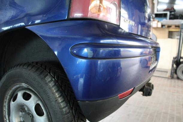 Foto: STOSSSTANGE / STOSSFÄNGER HINTEN ( AB 2000 ) eines Seat Arosa 1.4 SX
