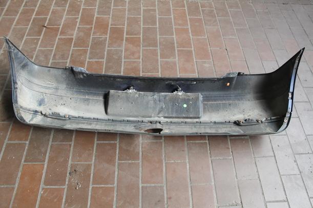 Foto: STOSSSTANGE / STOSSFÄNGER HINTEN ( AB 2000 ) eines Seat Arosa 1.4 SX