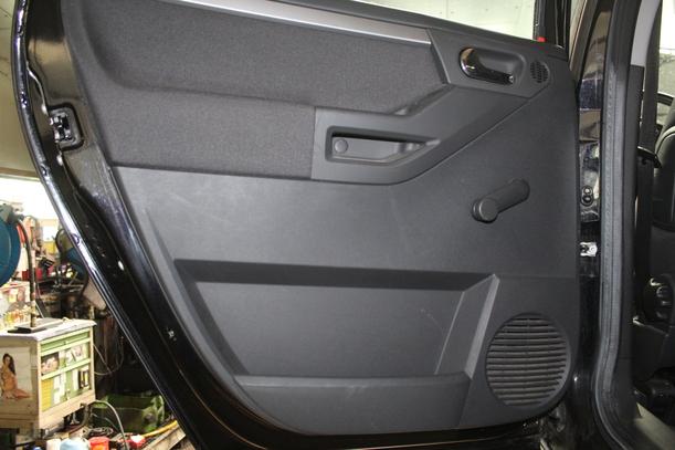 Foto: TÜR HINTEN LINKS eines Opel Meriva 1.6 16V SX