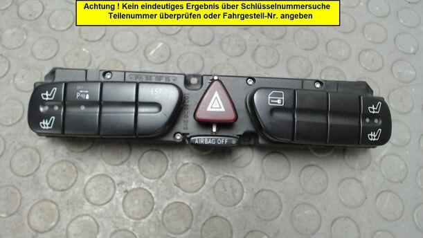 Foto: SCHALTEREINHEIT MITTELKONSOLE eines Mercedes-Benz C 180 Kompressor Sportcoupe Comfort