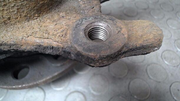Foto: ACHSSCHENKEL VORN LINKS ( 5 LOCH ) eines Opel Astra 1.8 Fun