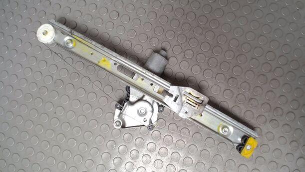 Foto: FENSTERHEBER ELEKTRISCH HINTEN LINKS ( TOURING ) eines BMW 320i touring SX