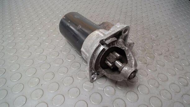 Foto: ANLASSER / STARTER  BOSCH eines BMW 320i touring SX