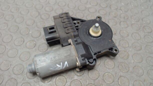 Foto: FENSTERHEBERMOTOR VORN RECHTS eines Ford Mondeo 1.8 Turnier SX