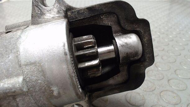Foto: ANLASSER / STARTER eines Ford Mondeo 1.8 Turnier SX