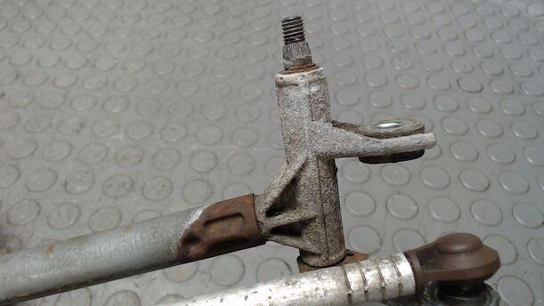 Foto: SCHEIBENWISCHERMOTOR VORN eines Opel Corsa 1.0 12V