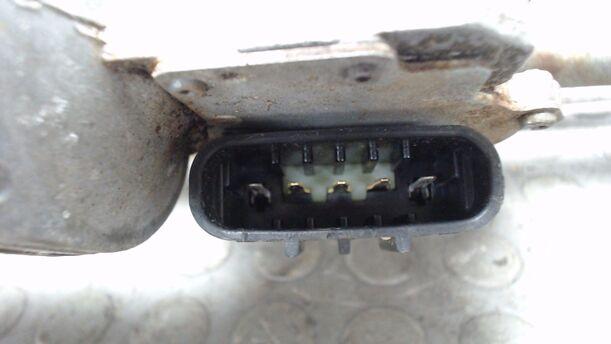 Foto: SCHEIBENWISCHERMOTOR VORN eines Opel Corsa 1.0 12V