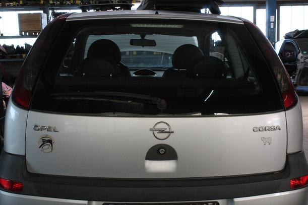 Foto: HECKKLAPPE / HECKDECKEL eines Opel Corsa 1.0 12V