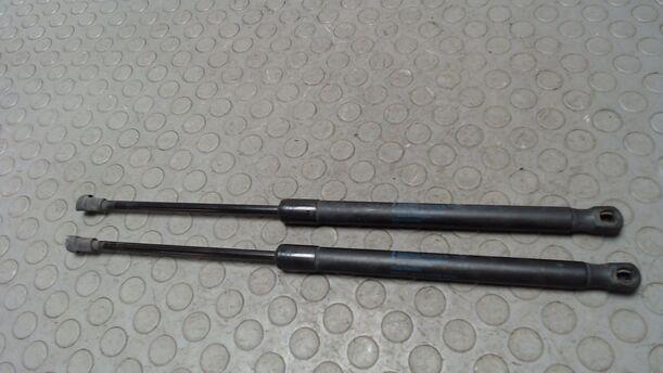 Foto: HAUBENDÄMPFER eines BMW 118d DPF SX
