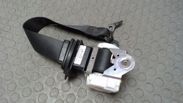 Foto: SICHERHEITSGURT VORN LINKS eines BMW 118d DPF SX