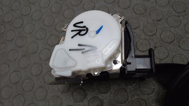 Foto: SICHERHEITSGURT VORN RECHTS eines BMW 118d DPF SX