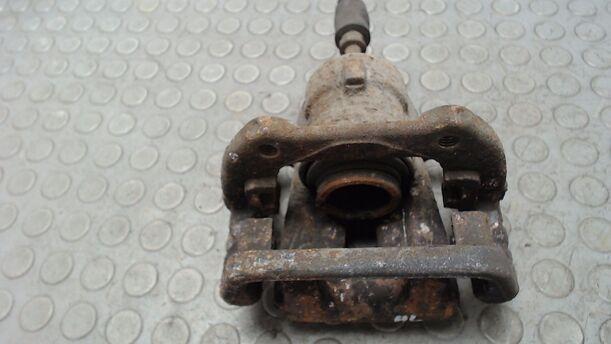 Foto: BREMSSATTEL HINTEN LINKS eines BMW 118d DPF