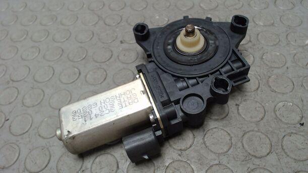 Foto: FENSTERHEBERMOTOR VORN RECHTS eines Fiat Stilo 1.2 16V SX