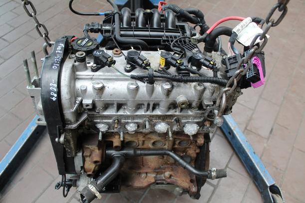 Foto: MOTOR ( 188A5000 ) eines Fiat Stilo 1.2 16V SX