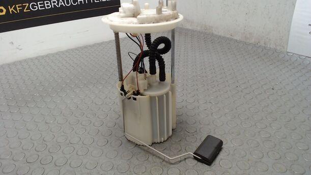 Foto: KRAFTSTOFFPUMPE eines Fiat Stilo 1.2 16V SX