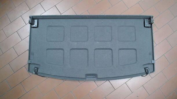 Foto: HUTABLAGE ( 4/5 TÜRER ) eines Opel Corsa 12V SX