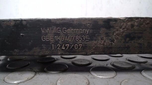 Foto: QUERLENKER VORN LINKS eines VW Golf Plus 1.6