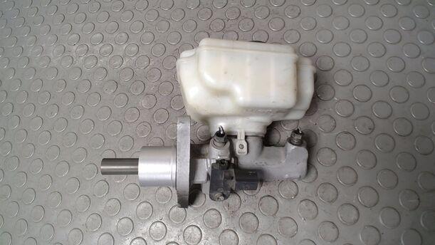 Foto: HAUPTBREMSZYLINDER eines VW Golf Plus 1.6