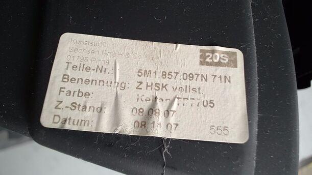 Foto: HANDSCHUHFACH eines VW Golf Plus 1.6