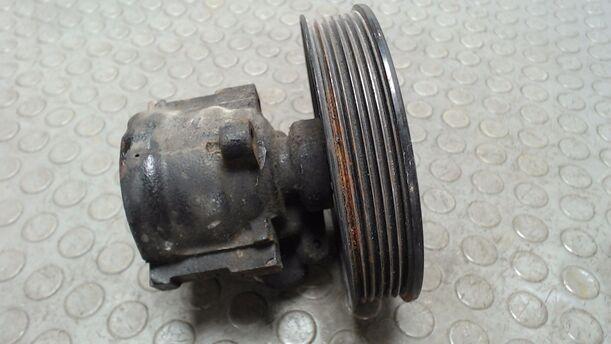 Foto: PUMPE SERVOLENKUNG eines Opel Tigra 1.4i 16V