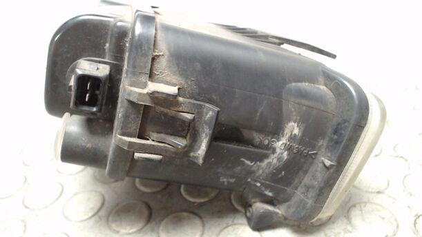 Foto: NEBELSCHEINWERFER LINKS eines Ford Mondeo