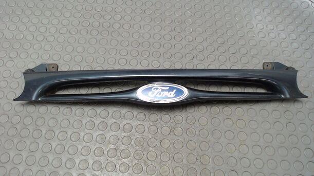Foto: KÜHLERGRILL eines Ford Mondeo