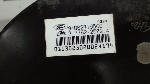 Foto: BREMSKRAFTVERSTÄRKER eines Ford Mondeo