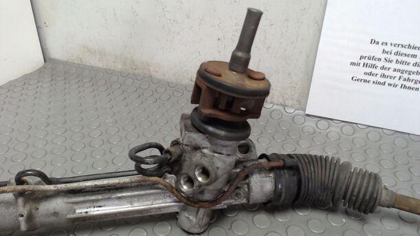 Foto: SERVOLENKUNG eines Ford Mondeo