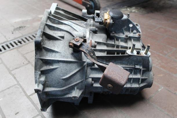 Foto: SCHALTGETRIEBE 5-GANG eines Ford Mondeo