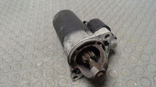Foto: ANLASSER / STARTER  BOSCH eines Ford Mondeo
