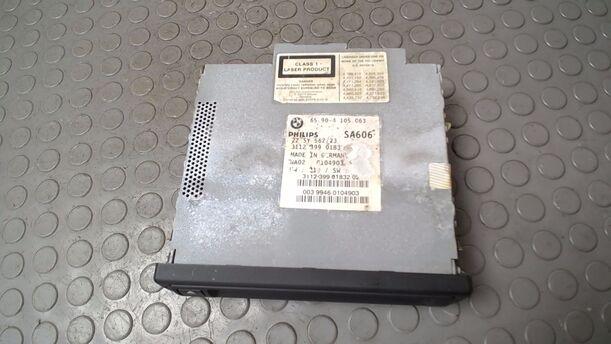Foto: NAVIRECHNER/ NAVIGATION SYSTEM eines BMW 320i touring SX