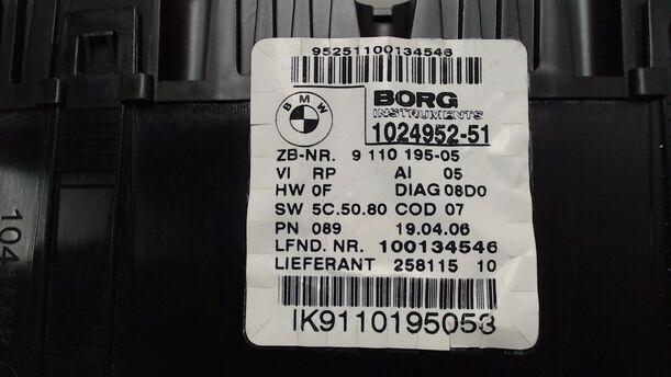 Foto: TACHOEINHEIT / KOMBIINSTRUMENT eines BMW 118d DPF