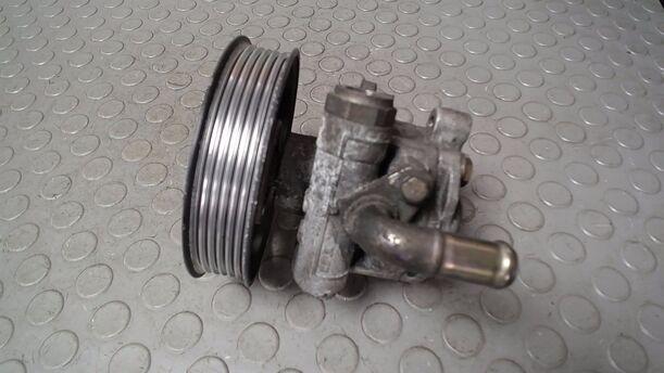 Foto: PUMPE SERVOLENKUNG eines VW Golf Variant 1.9 TDI