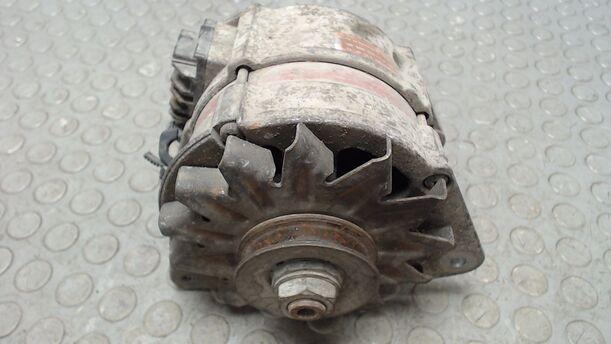 Foto: LICHTMASCHINE eines Ford Scorpio Turnier GLX