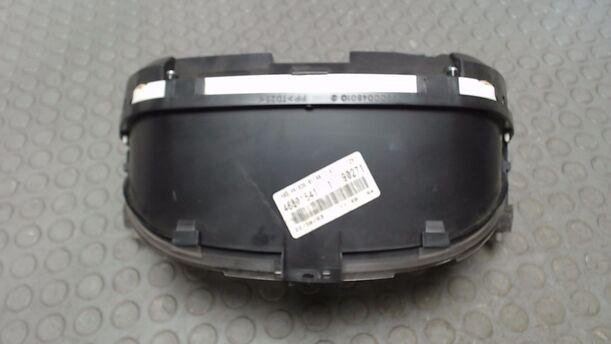 Foto: TACHOEINHEIT / KOMBIINSTRUMENT eines Fiat Panda 1.1