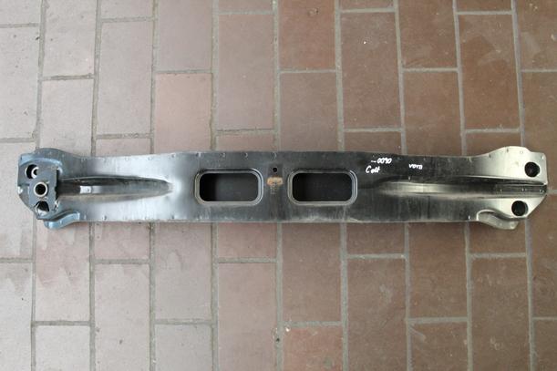 Foto: VERSTÄRKUNG VORN eines Mitsubishi Colt CZ3 1.1