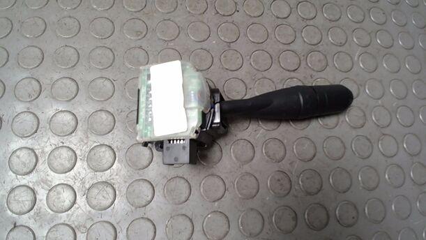 Foto: BLINKERSCHALTER/ KOMBISCHALTER eines Mitsubishi Colt CZ3 1.1
