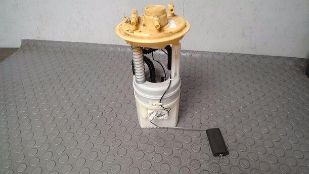 Foto: KRAFTSTOFFPUMPE eines Mitsubishi Colt CZ3 1.1
