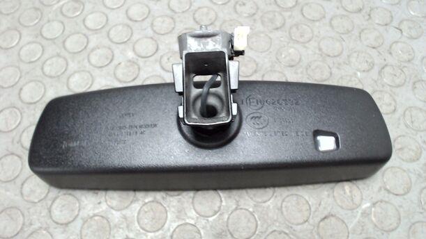 Foto: INNENSPIEGEL eines Ford Galaxy 2.0 TDCi DPF TX