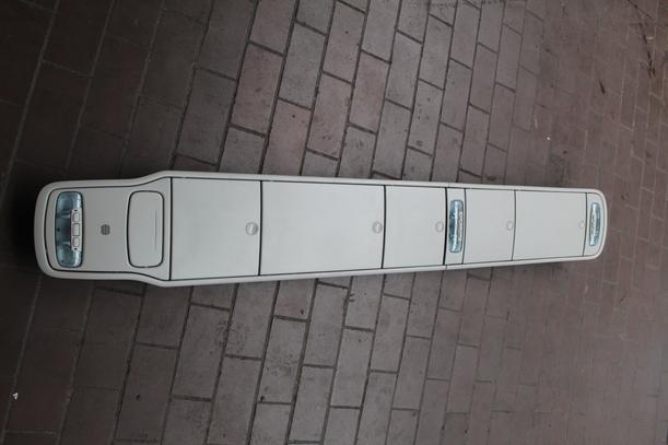 Foto: DACHKONSOLE eines Ford Galaxy 2.0 TDCi DPF TX