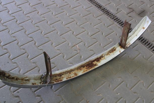 Foto: STOSSSTANGE / STOSSFÄNGER HINTEN (für Bastler) eines VW 1200