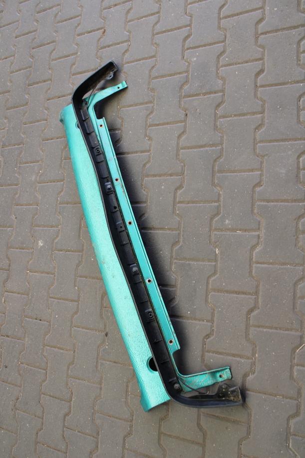 Foto: FRONTBLECH UNTEN eines VW Golf CL