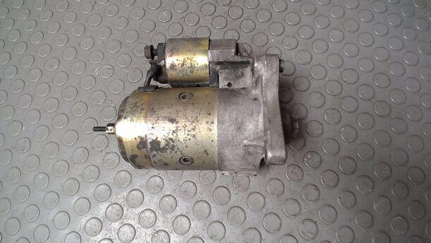 Foto: ANLASSER / STARTER eines Renault R 25 TX